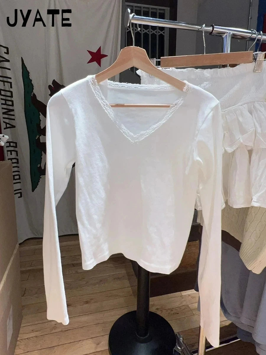 New Lace Trim V-neck Long Sleeve Tees Women 2024 Cotton Soft Casual Simple Basic Slim Tops Sweet Cute Preppy Style T-shirts Y2K