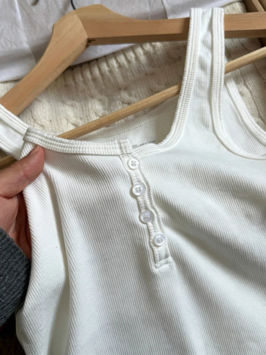 Solid Ribbed Slim Tank Tops Women Streetwear Simple Basic Cotton Buttons Sleeveless Top Female Casual Sweet All-match Y2k Vest