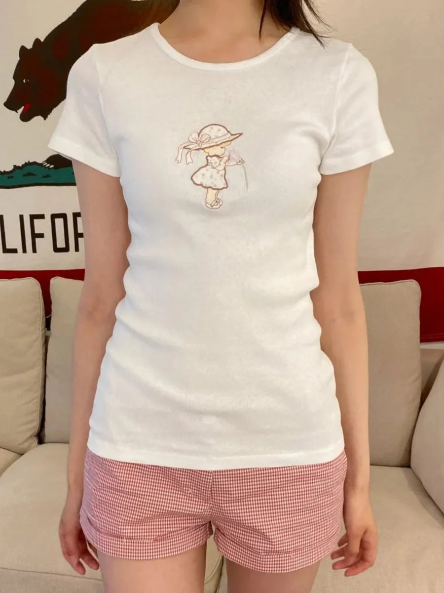 New Cute Little Girl Embroidery T-shirt Woman O-Neck Slim Short Sleeve Cotton Tees Tops Spring Casual Sweet Y2K Tshirts