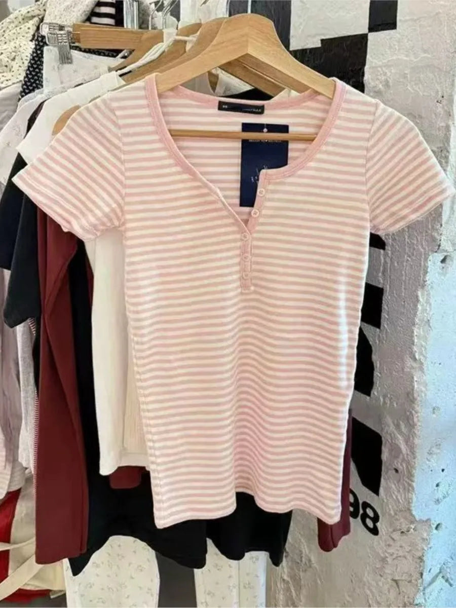 Sweet Little Pink Striped T-shirts Women New Cotton O-neck Casual Slim Buttons Short Sleeve Tees Cute Basic Girls Tshirt Y2K Top