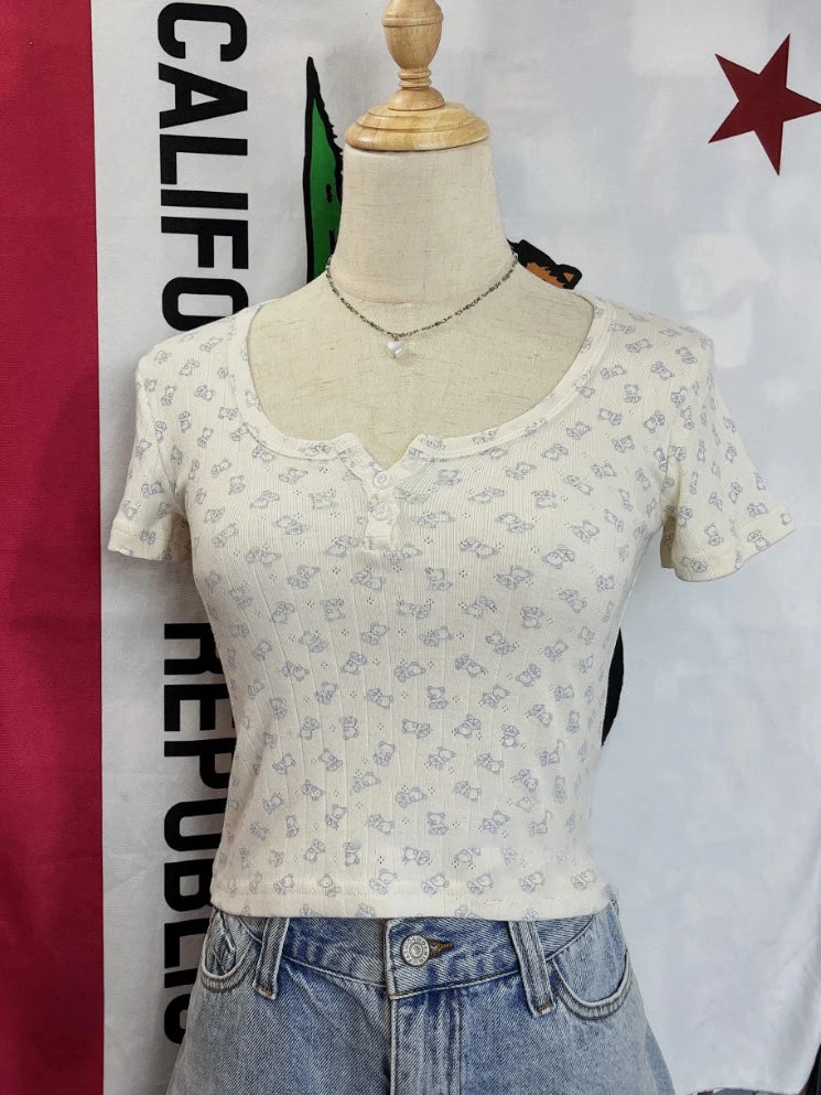 Little Bear Print Buttons T-shirts Women Casual O-neck Short Sleeve Cotton Tee Shirts Sweet Cute Preppy Style Tshirt Y2k Tops