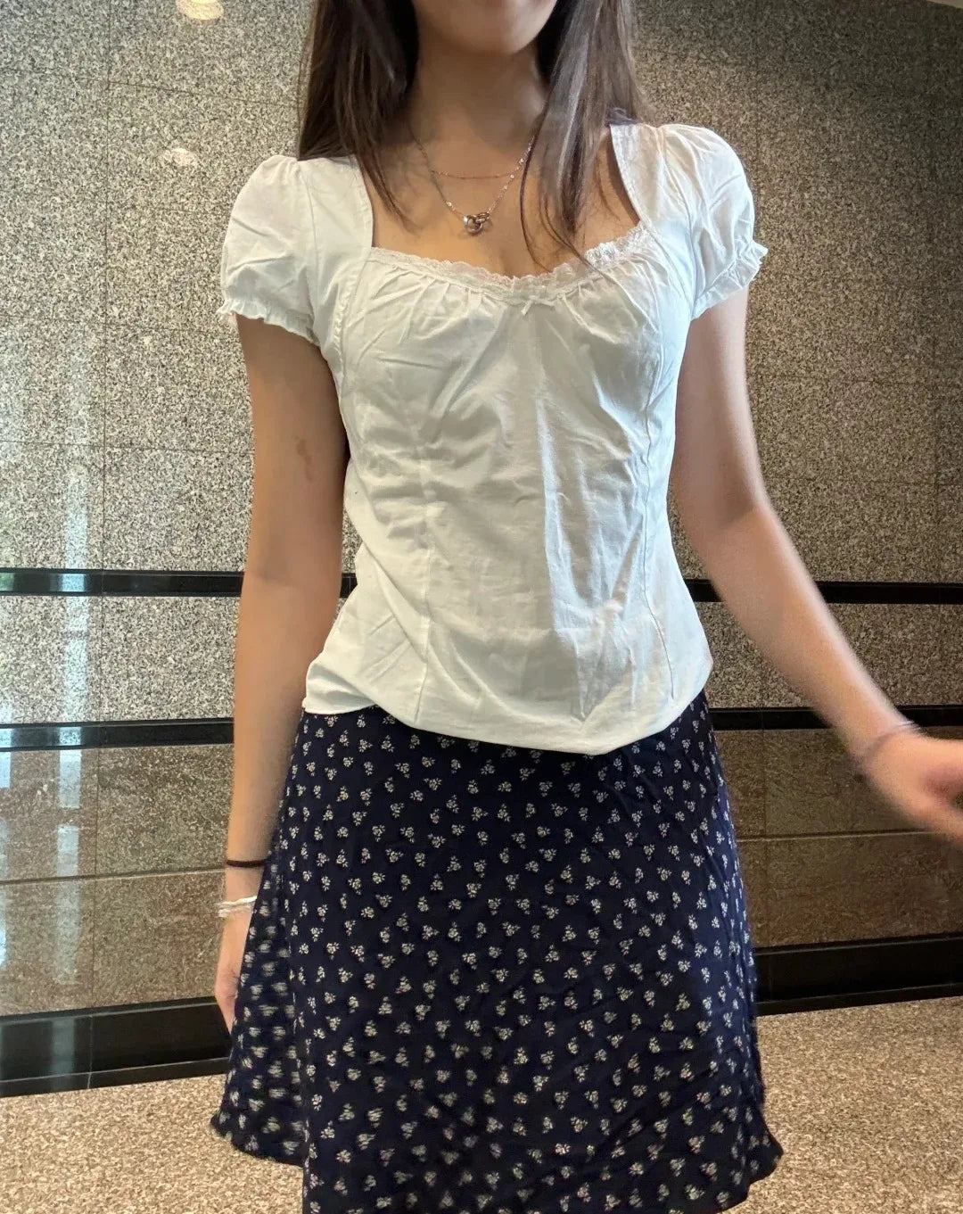 White Lace Trim Buttons Short Sleeve Tee Women Cotton Casual V-neck Preppy Style Tops Sweet Vintage Chic Cute T-shirts