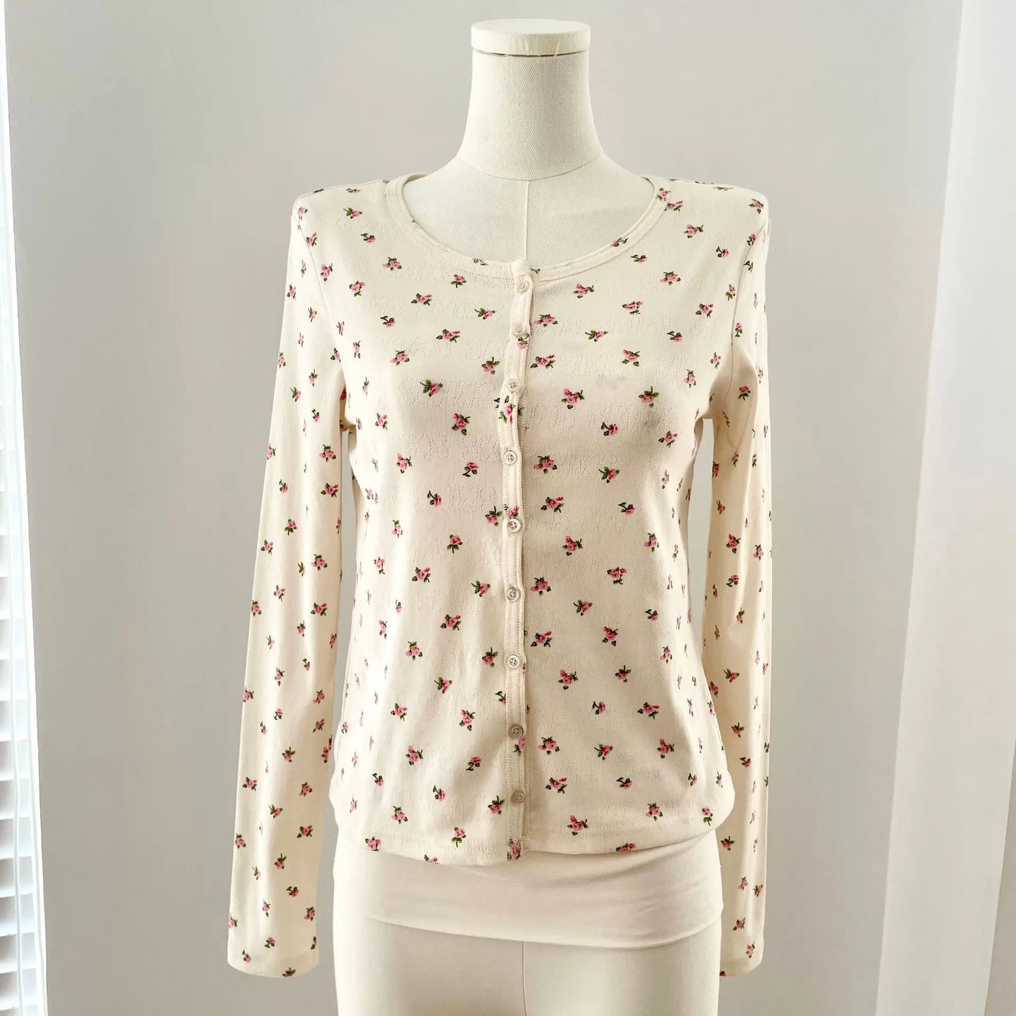 Floral Print Long Sleeve Cardigan Tees Women Casual Simple Basic Cotton Eyelet Slim Button T-shirts Vintage Sweet Chic Tshirts