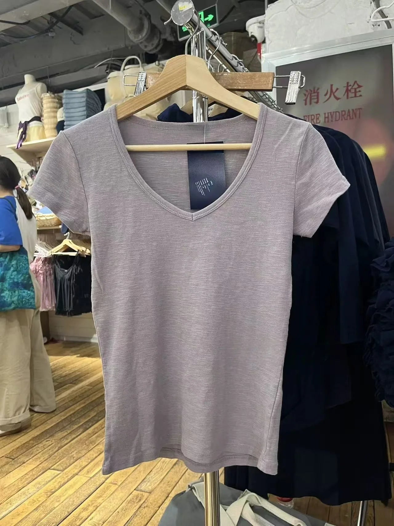 Dark Gray Lace Trim V-neck Short Sleeve Tee Women New Cotton Casual Simple Slim Tops Clothes Vintage Basic Preppy Style T-shirt