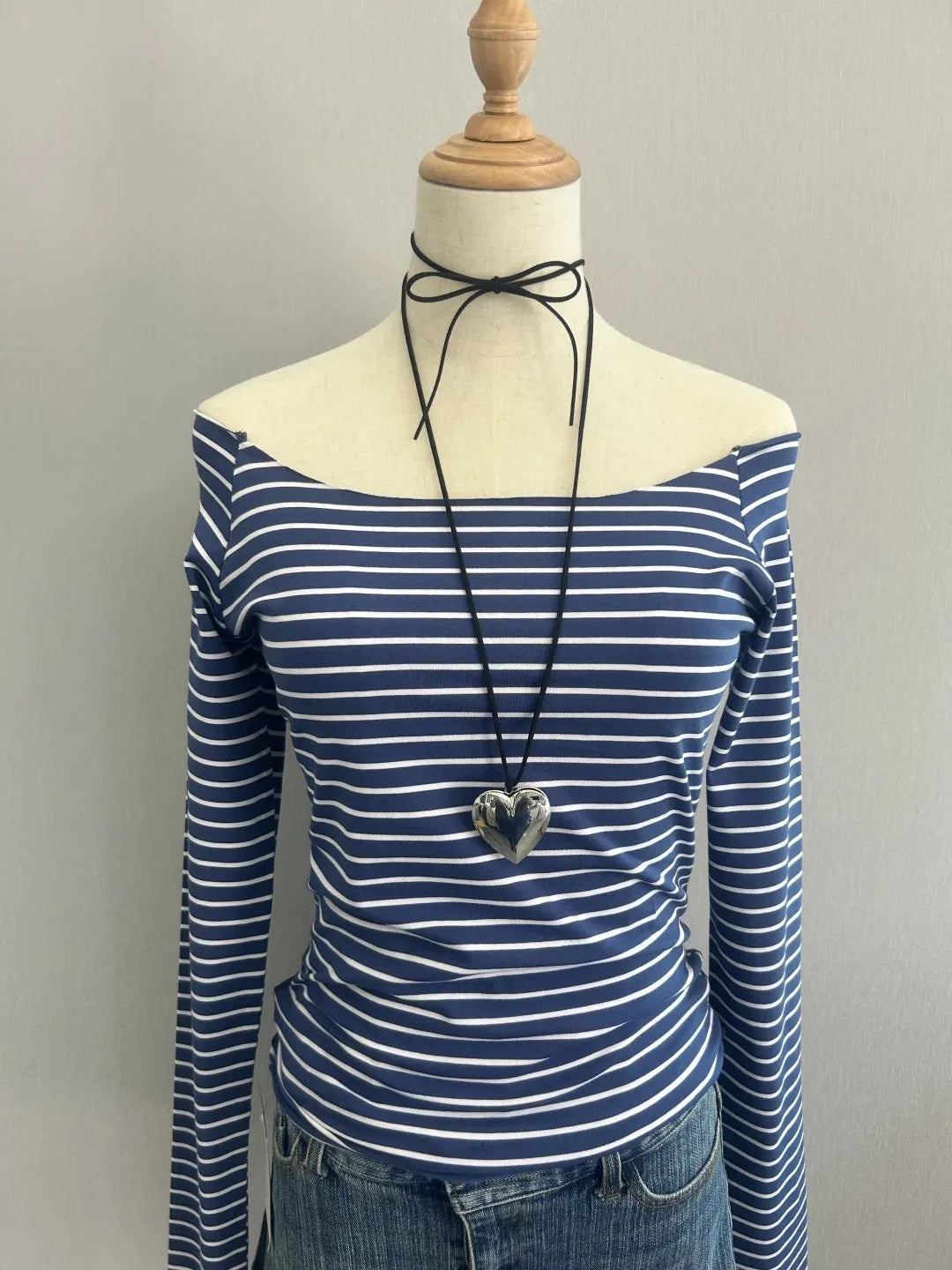 Vintage Black Striped Long Sleeve T-shirt Women Autumn All-match Raw Hem Slash Neck Slim Tees Casual Streetwear Tshirts Y2K Tops