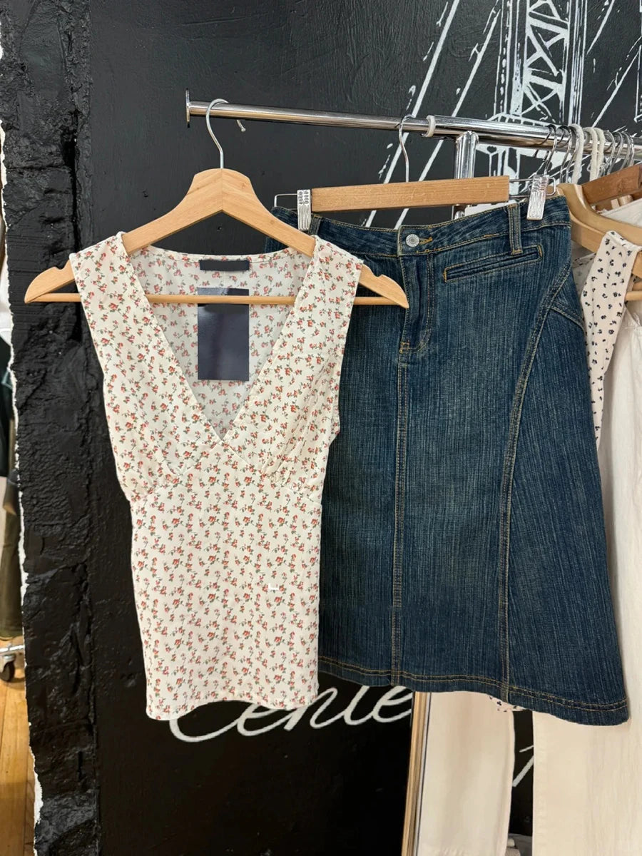 Red Floral Sexy Deep V-neck Tank Tops Women Summer New Lace-up Slim Sleeveless Camisole Vintage Streetwear Sweet Vests Y2K Top
