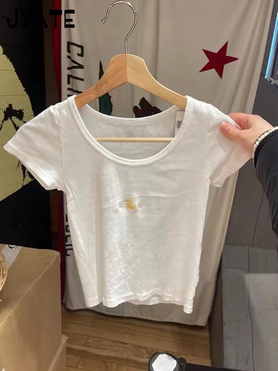 Cute Cartoon Yellow Little Duck Embroidery T-shirts Women White Cotton Casual Slim Short Sleeve Tees Sweet Y2K Vintage Crop Tops
