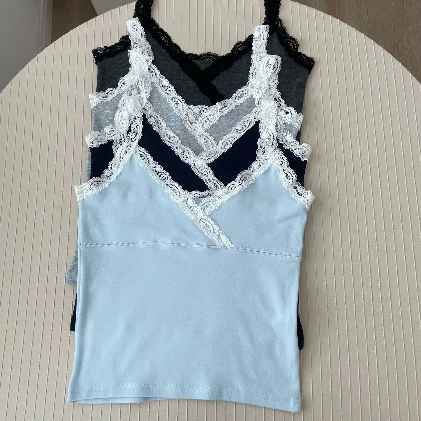 Lace Trim V-neck Sleeveless Vests Women Summer New Sexy Solid Cotton All-match Slim Tank Tops Cute Preppy Style Sweet Camis Y2K