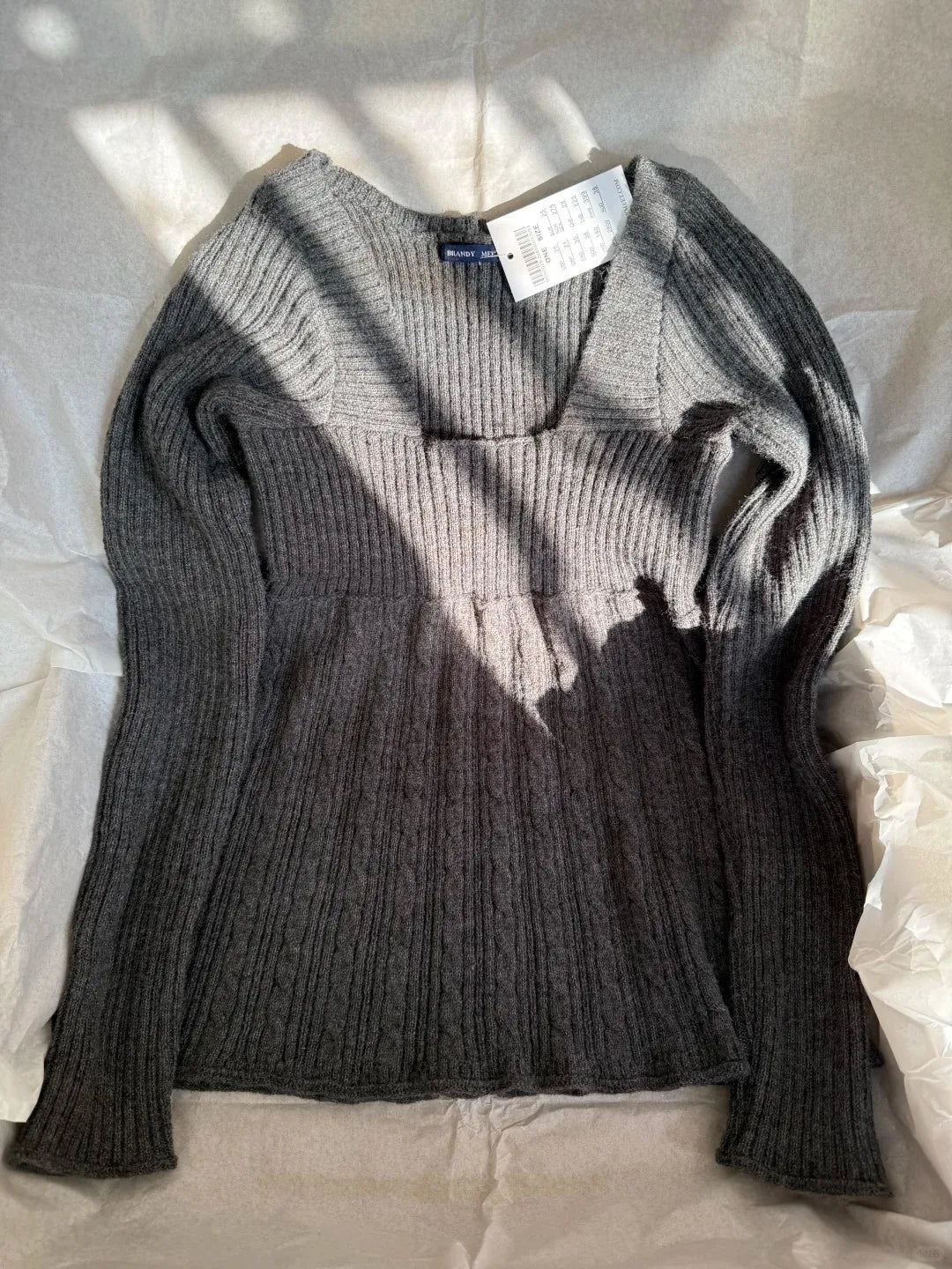 Gray V-neck Knitted Slim Long Sleeve Tees Women Autumn Fashion Cotton Soft T-shirt Sweet Cute Preppy Style T Shirt Y2K Top New