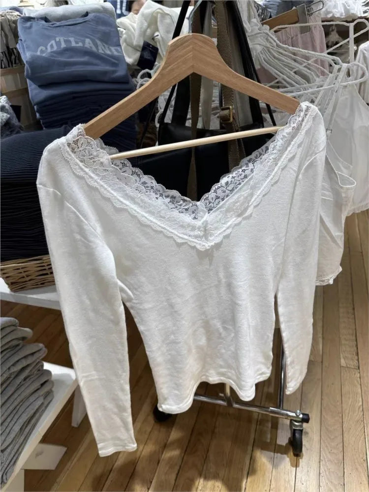 Simple Lace Trim White Long Sleeve T-shirt Women Autumn Sexy V-neck Cotton Slim Tees Casual Vintage Sweet Basic Tshirt Y2K Tops