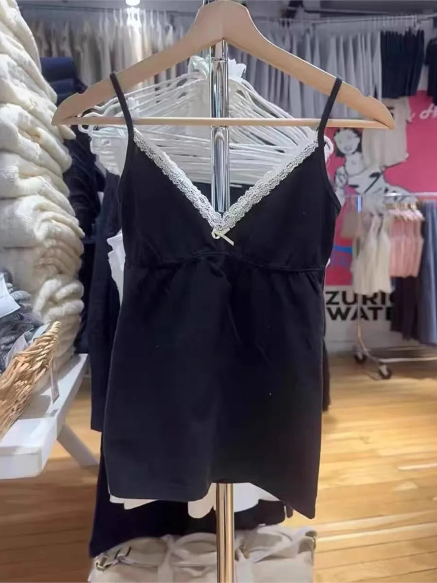 Black Lace Trim Bow Tank Tops Women Summer Casual Streetwear Sleeveless V-neck Sexy Vests Vintage Sweet Preppy Style Camis OOTDS