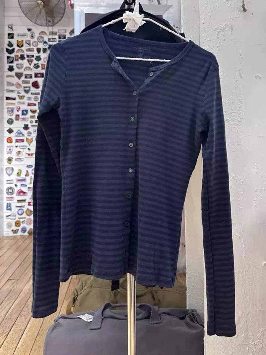 Sweet Red Striped Slim Long Sleeve T-shirt Women Preppy Style O-neck Single Breasted Cotton Tee Shirts Cute Basic Simple Top New