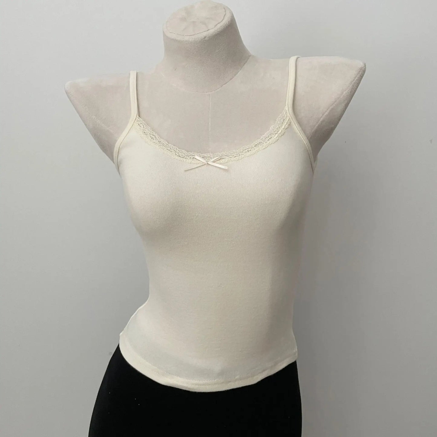 Cute Cotton Soft Lace Trim Tank Tops Women New Summer Solid Chic Bow Slim Cropped Vests Sweet Preppy Style Casual Camisole Y2K