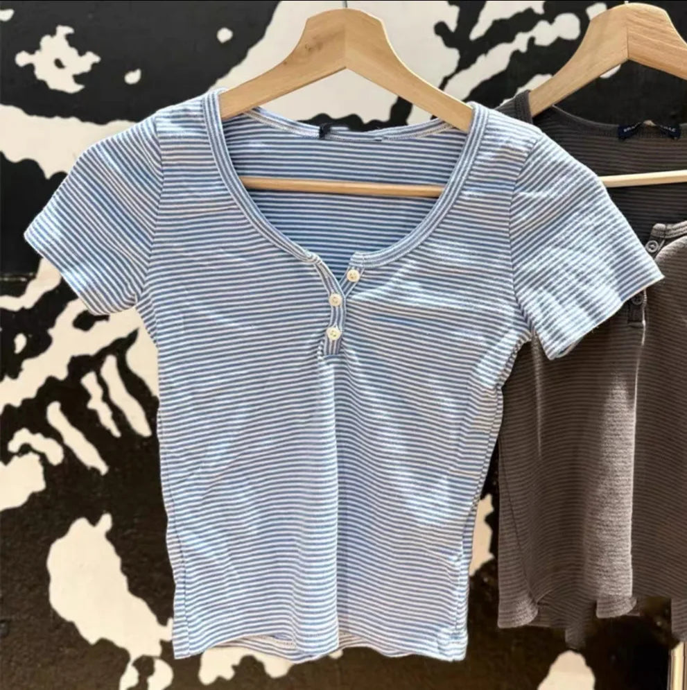 Sweet Little Pink Striped T-shirts Women New Cotton O-neck Casual Slim Buttons Short Sleeve Tees Cute Basic Girls Tshirt Y2K Top