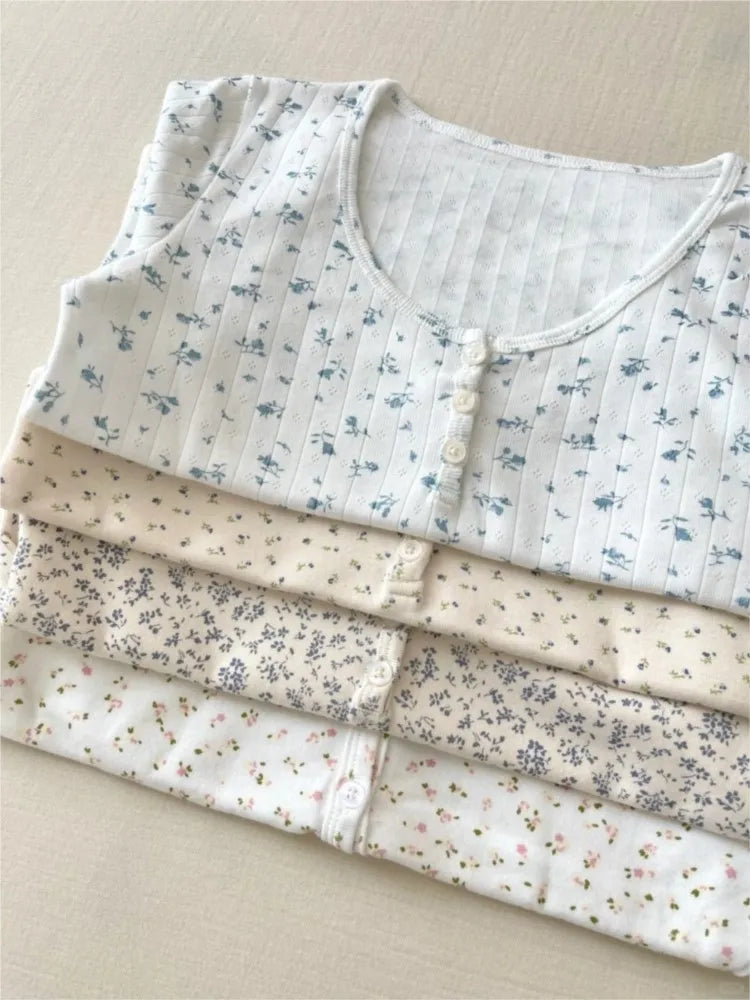 Sweet Eyelet Floral T-shirts Women Summer Casual Cotton Buttons Slim O-neck Short Sleeve Tees Cute Preppy Style Crop Tops Y2K