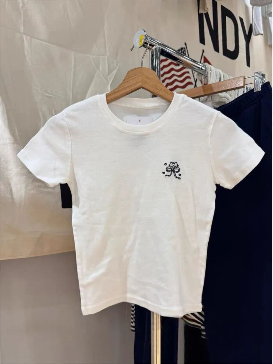 Cute Cat with Bow Embroidery T-shirt Women Summer White O-neck Short Sleeve Cotton Tee Top Female Sweet Preppy Style Crop Tops