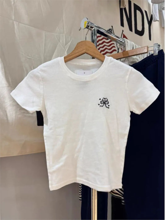 Cute Cat with Bow Embroidery T-shirt Women Summer White O-neck Short Sleeve Cotton Tee Top Female Sweet Preppy Style Crop Tops