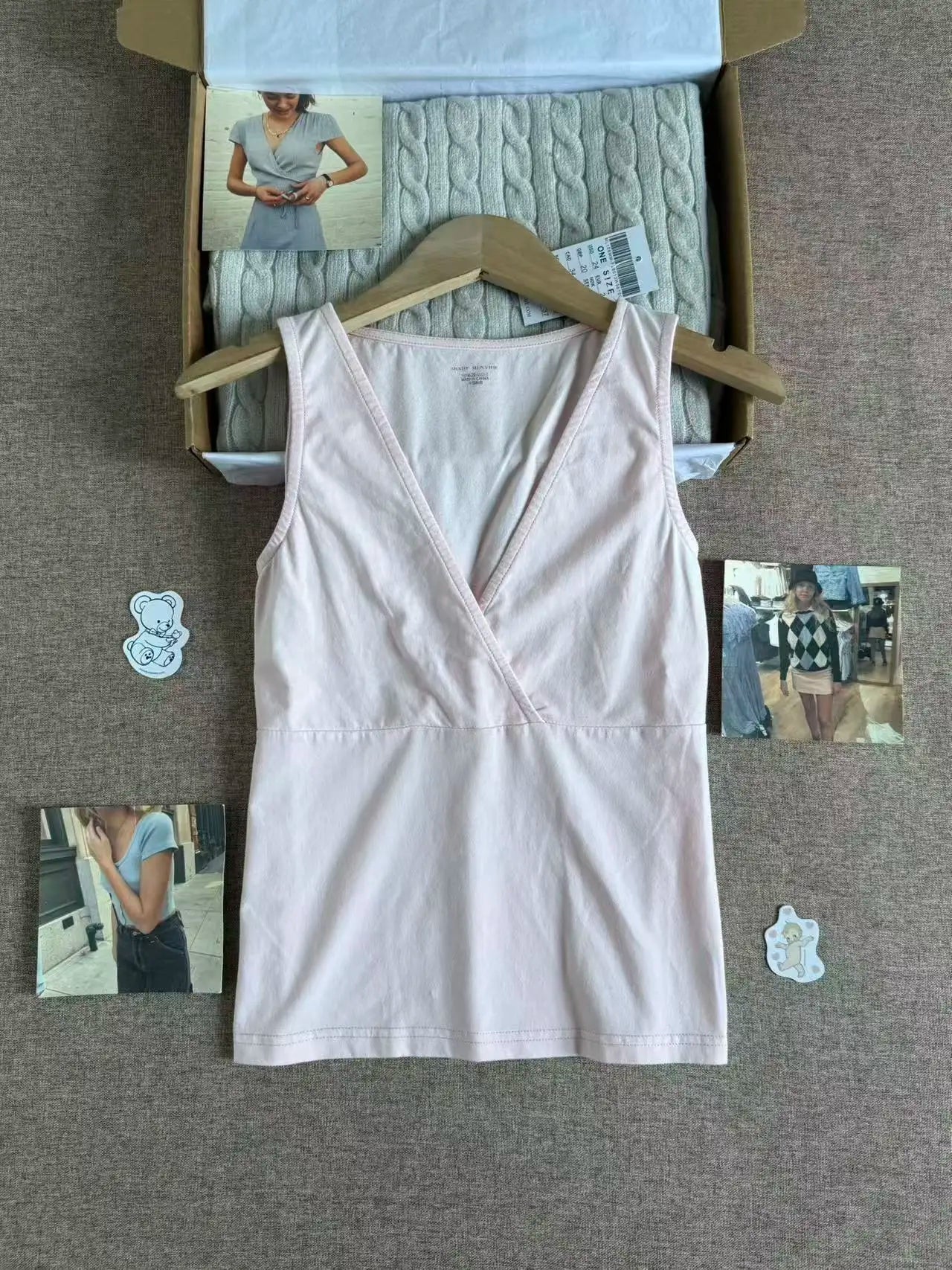 Solid Slim V-neck Tank Top Women Casual Simple Basic Cotton Sleeveless Vest Clean Girl Preppy Style Sweet Cute Camisole Y2K