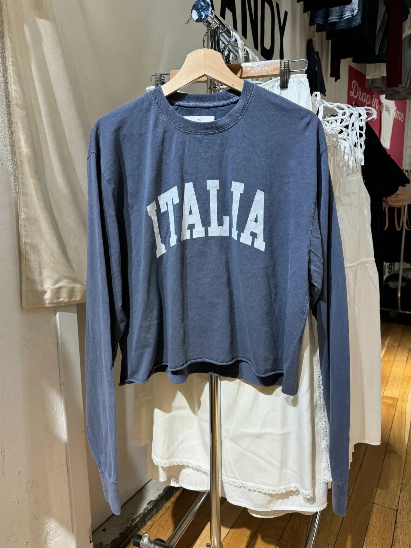 Vintage Letter Print Raw Hem Long Sleeve T-Shirts Women Autumn Streetwear O-Neck Loose Crop Tops Casual Vintage Sweet Tees Y2K
