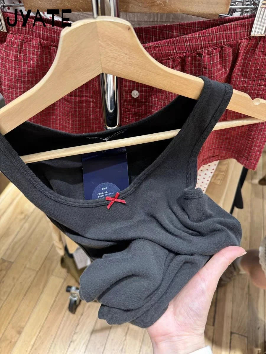 Simple Black U Collar Sleeveless Vest Women New Cute Red Bow Preppy Style Basic Camisole Femme Vintage Chic Casual Tank Tops Y2K