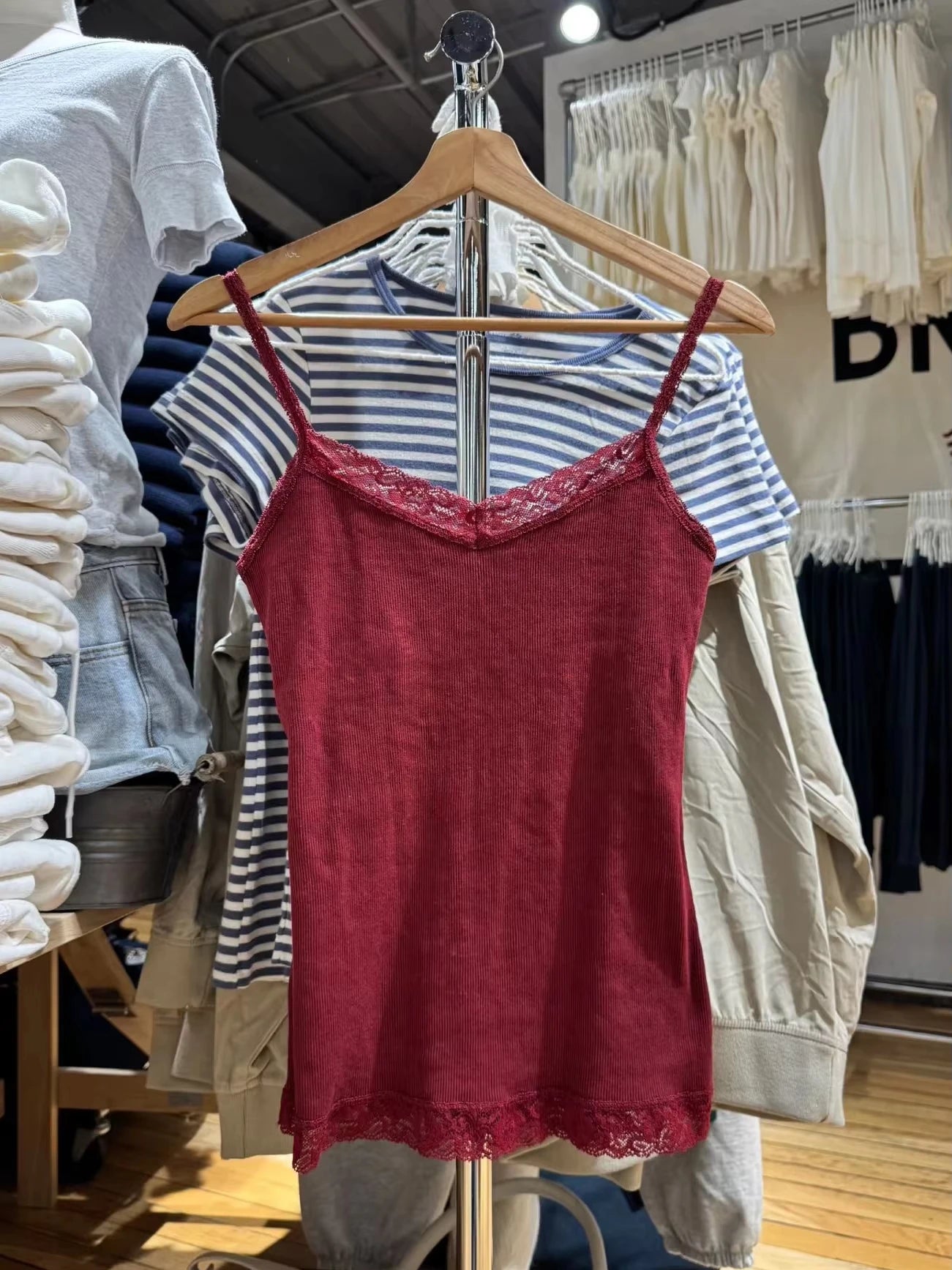 Ribbed Lace Trim Slim Tank Top Women Summer Solid Cute V-neck Cotton Camisole Female Casual Simple All-match Basic Vest Y2k Tops