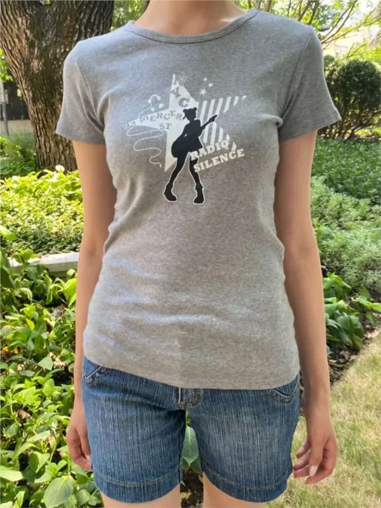 New Girl Guitarist Print T-shirt Woman Summer Round Neck Cotton Short Sleeve Tshirt Female Sweet Preppy Style OOTDS Tee Shirts