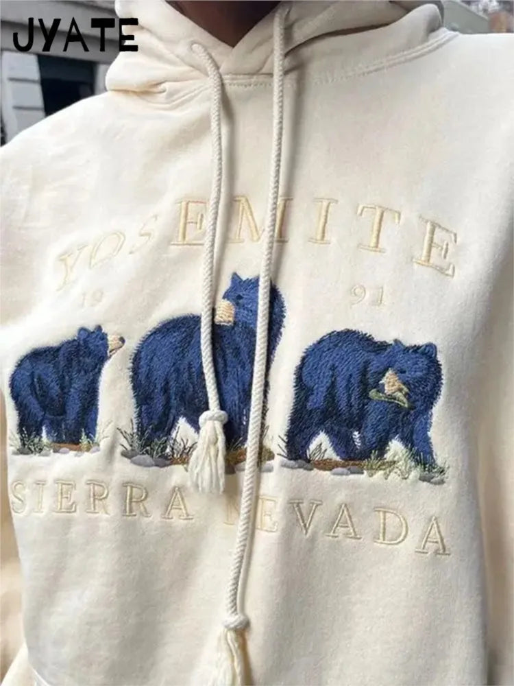 New Sweet Cute Little Bear Embroidery Beige Loose Hoodies Women Pocket Streetwear Cotton Pullover Tops Vintage Chic Sweatshirts