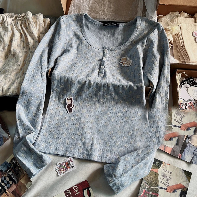 Sweet Little Bear Print Buttons Long Sleeve Tees Women Autumn New Cotton Soft Gray Casual Tops Female Vintage Cute Y2K T-shirts