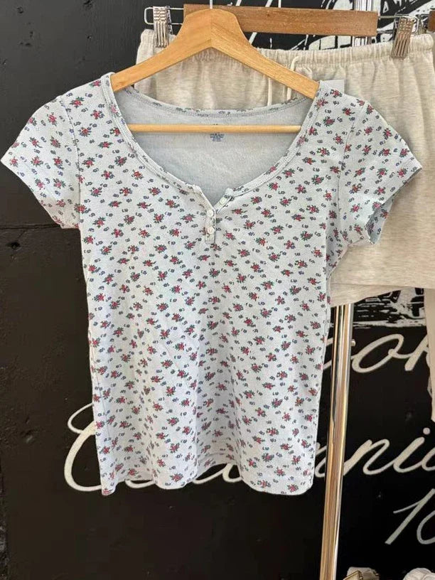 Sweet Eyelet Floral T-shirts Women Summer Casual Cotton Buttons Slim O-neck Short Sleeve Tees Cute Preppy Style Crop Tops Y2K