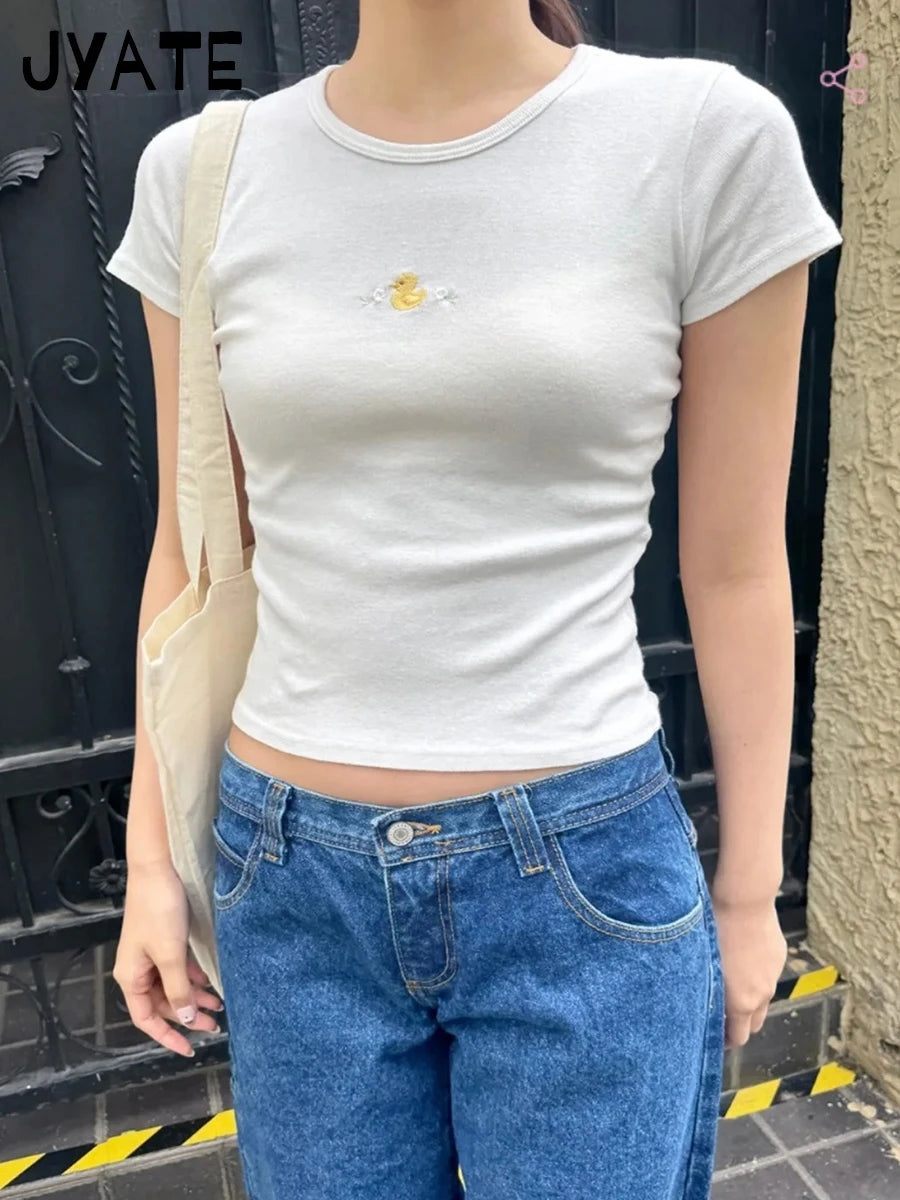 Cute Cartoon Yellow Little Duck Embroidery T-shirts Women White Cotton Casual Slim Short Sleeve Tees Sweet Y2K Vintage Crop Tops