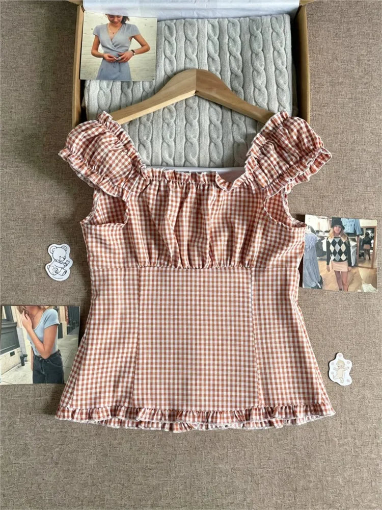 Retro Plaid Slim T-shirts Blouse Women Ruffles Single Breasted V-neck Short Puff Sleeve Shirt Vintage Preppy Style Sweet Tops
