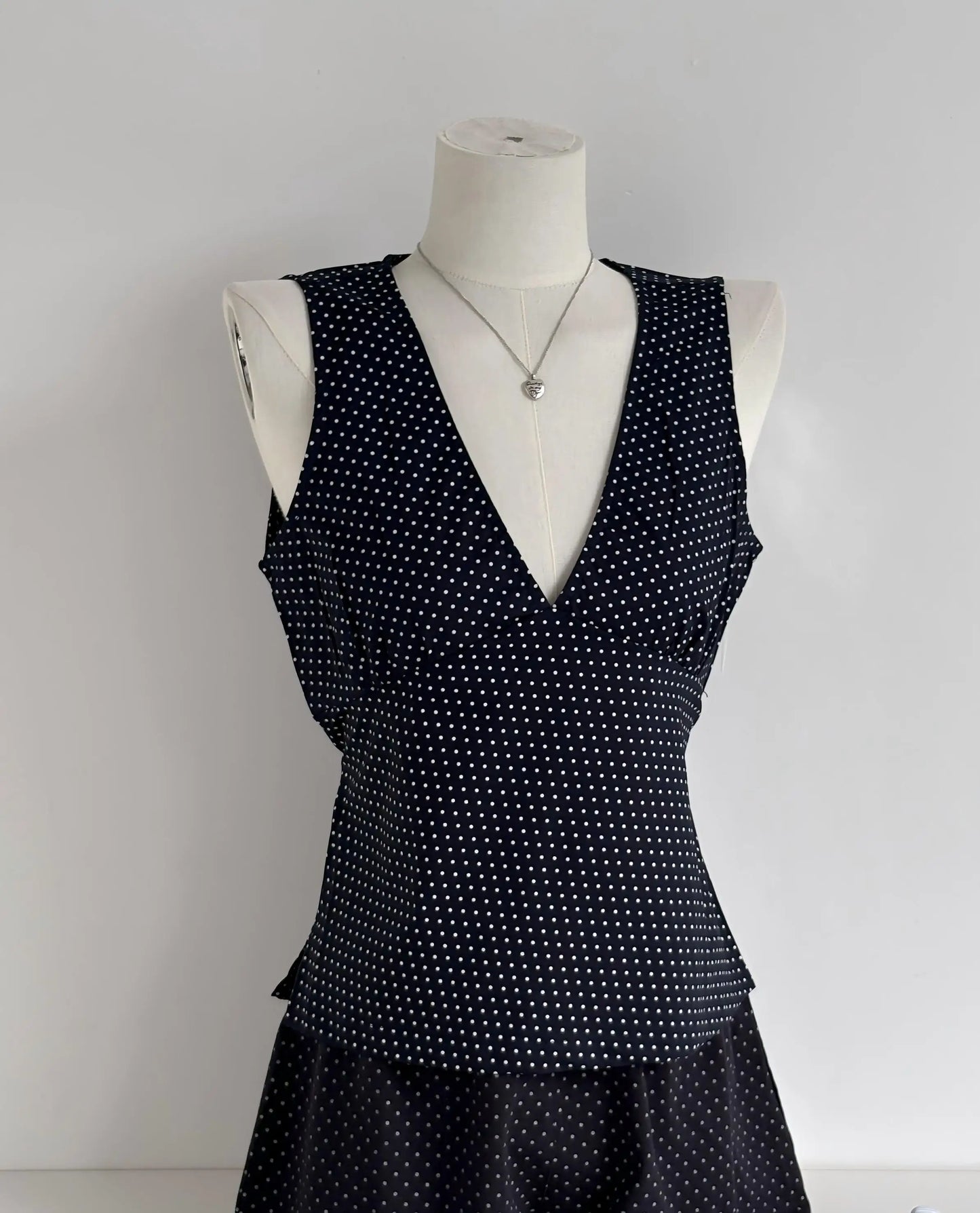 Yellow Slim V-neck Tank Top Women Summer Casual Simple Cotton Sleeveless Vest Clean girl Preppy Style Sweet Basic Camis OOTD New