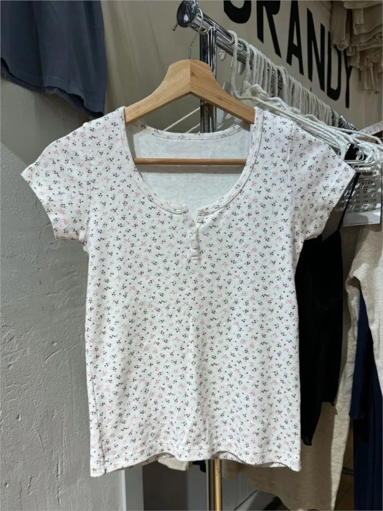Sweet Eyelet Floral T-shirts Women Summer Casual Cotton Buttons Slim O-neck Short Sleeve Tees Cute Preppy Style Crop Tops Y2K