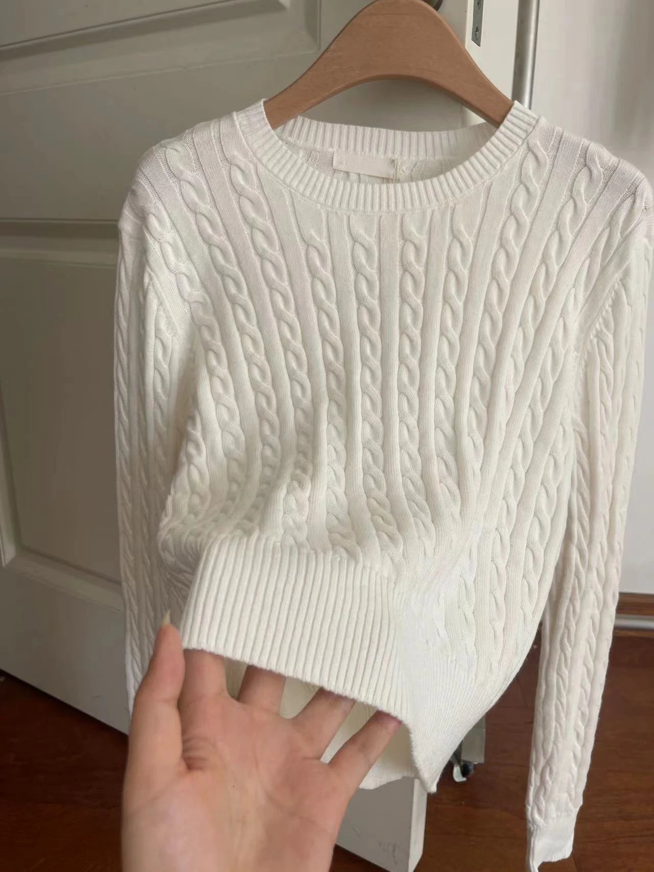 Sweet Solid Twist Knitted Crop Tops Women Autumn Casual Square Neck Slim Long Sleeve Pullover Cute Preppy Style Chic Sweaters