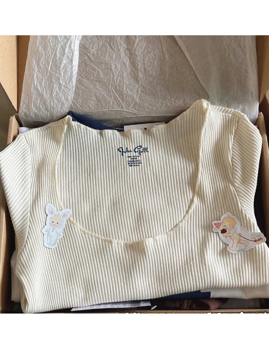 Simple Ribbed Beige Cotton Long Sleeve Tees Women Slim Sexy Streetwear Basic Scoop Neck Tops Harajuku Sweet Cute Crop Tops Y2K