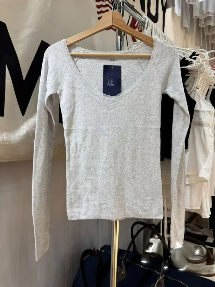 Sweet Lace Trim V-neck T-shirts Women Sexy Streetwear Light Grey Cotton Slim Long Sleeve Tees Female Casual Simple Basic Tshirt