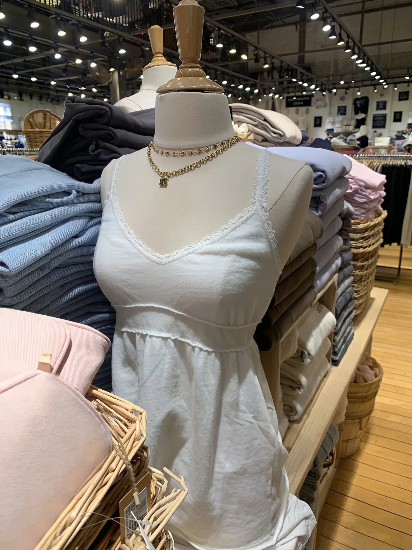 White V-neck Long Tank Top Women Chic Simple All-match Cotton A-line Slim Camisole Female Sweet Cute Preppy Style Vest Tops Y2K