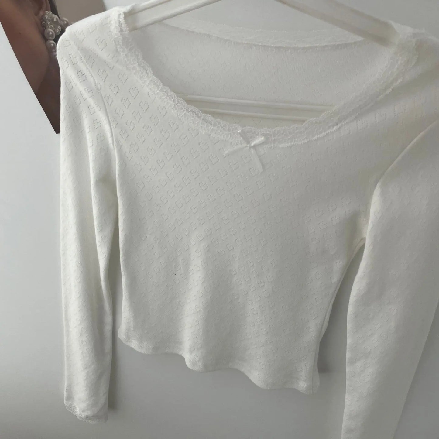 Sweet Bow Lace Trim Long Sleeve Women T-shirts Round Neck Heart Hollow Casual Simple Spring Summer Tops  Basic Chic Skinny Tees