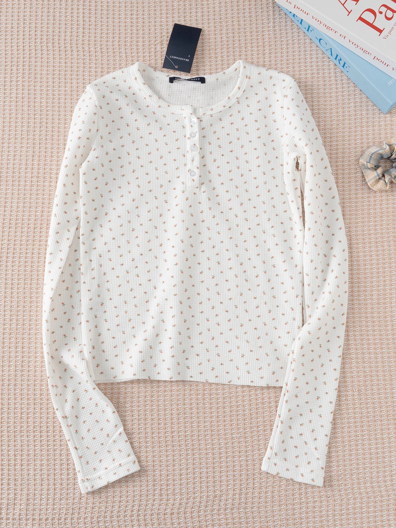 Navy Eyelet Long Sleeve T-Shirt Autumn Three Buttons O-Neck Simple Slim Tee Top for Women Sweet Cute Basic Tshirt Y2k Tops New