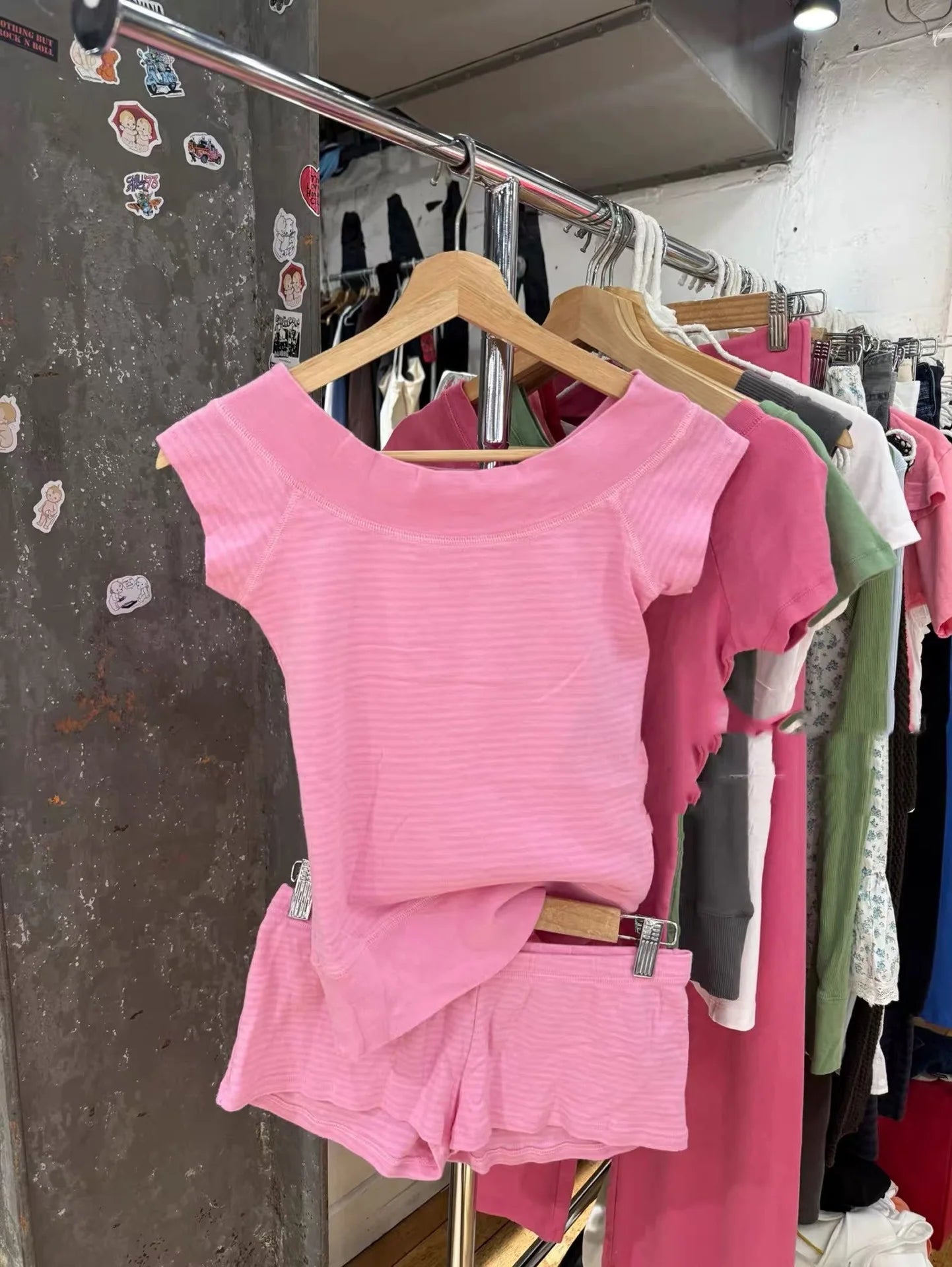 Pink Striped Slash Neck Tee Shirts Women Casual Short Raglan sleeve Cotton Preppy Style Slim Tshirts Sweet Cute Simple T-shirts