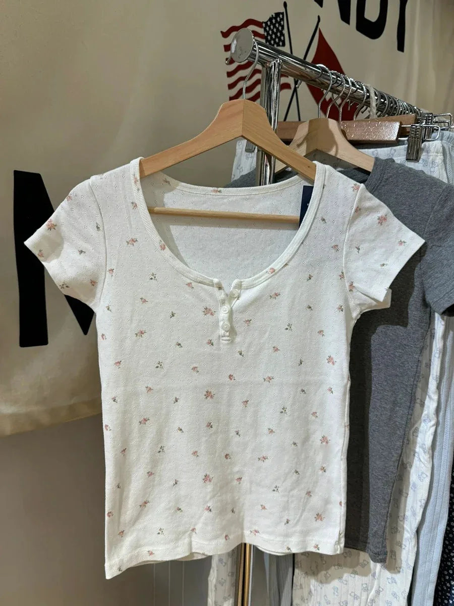 Sweet Eyelet Floral T-shirts Women Summer Casual Cotton Buttons Slim O-neck Short Sleeve Tees Cute Preppy Style Crop Tops Y2K