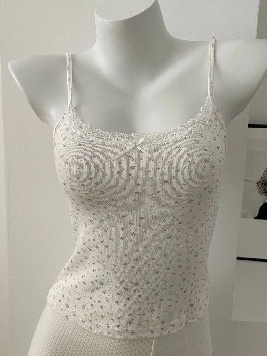 Lace Trim V-neck Slim Tank Tops Women Summer New Streetwear Cotton Casual Sleeveless Vests Sweet Cute Preppy Style Camisole Y2K