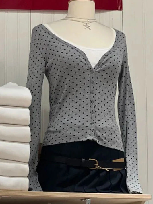 Polka Dot V-neck Long Sleeve Tees Women Casual Streetwear Simple Cotton Slim Buttons Tops Vintage Sweet Cute Tshirts Y2K