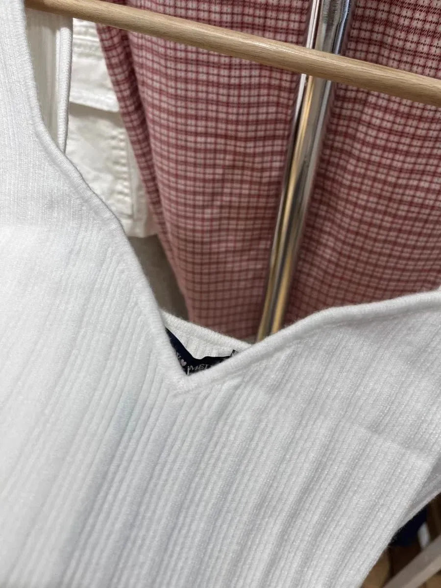 Casual White Knitted V-neck Slim Crop Top Woman Simple Sleeveless Cotton Cropped Camisole Female Basic Cute All-match Tank Tops