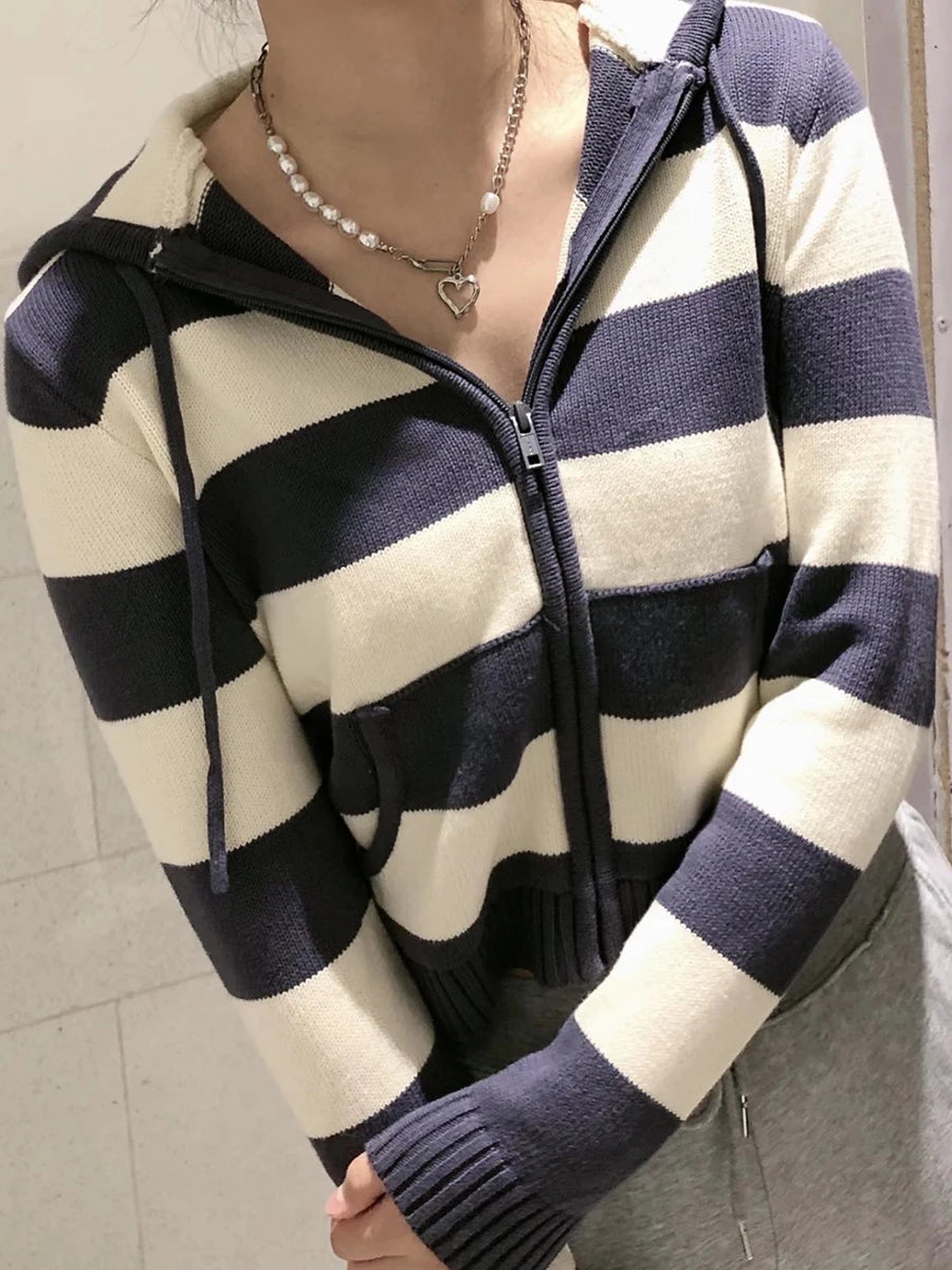 Fashion Striped Pockets Knitted Hooded Sweater Women Autumn Cotton Retro Crop Pullover Tops Vintage Chic Sweet Cardigan Jumper
