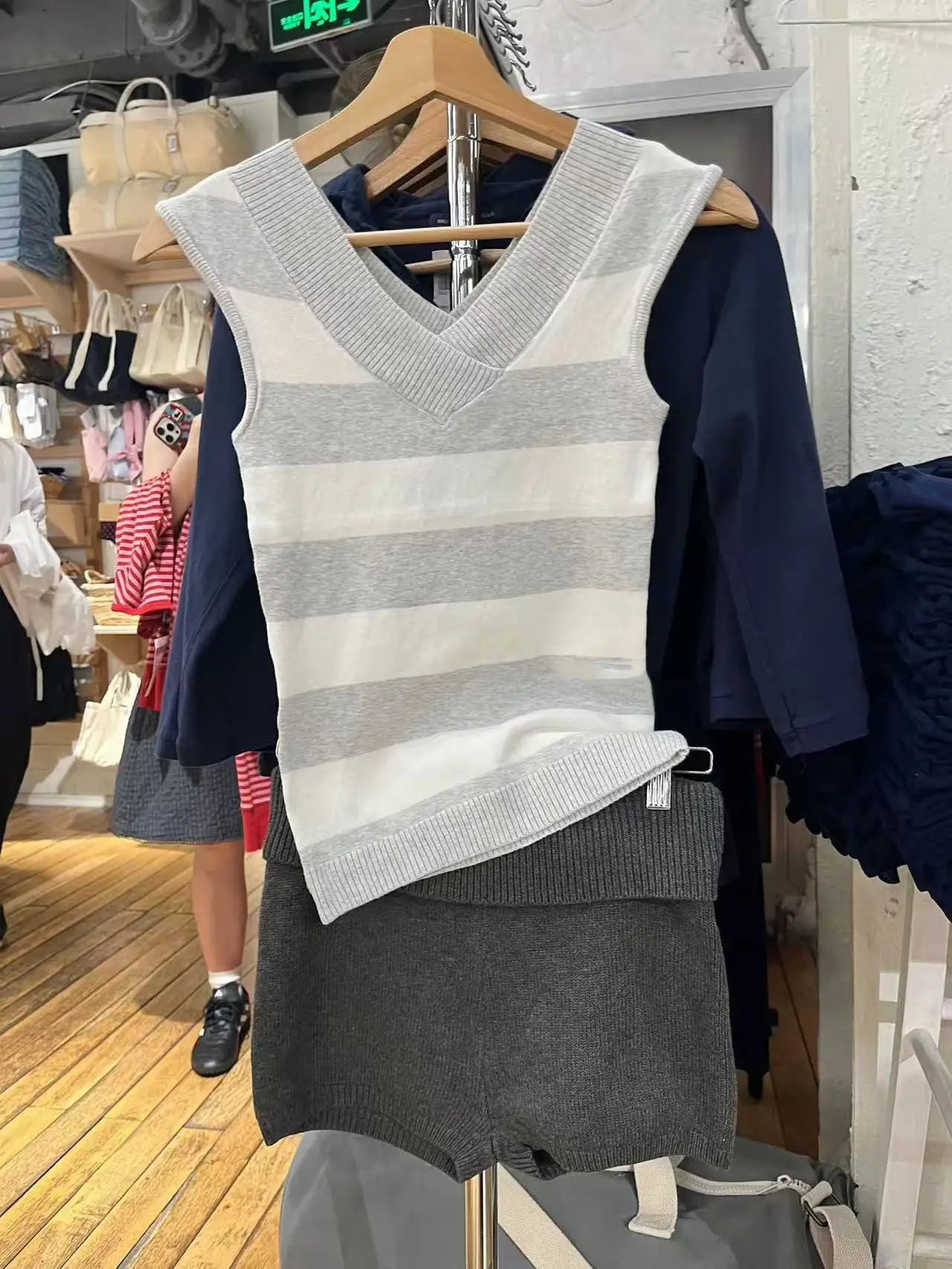 Striped Knitted V-neck Slim Vest Women Summer Cotton Chic Sweater Sleeveless Tank Tops Female Cute Preppy Style Sweet Crop Top