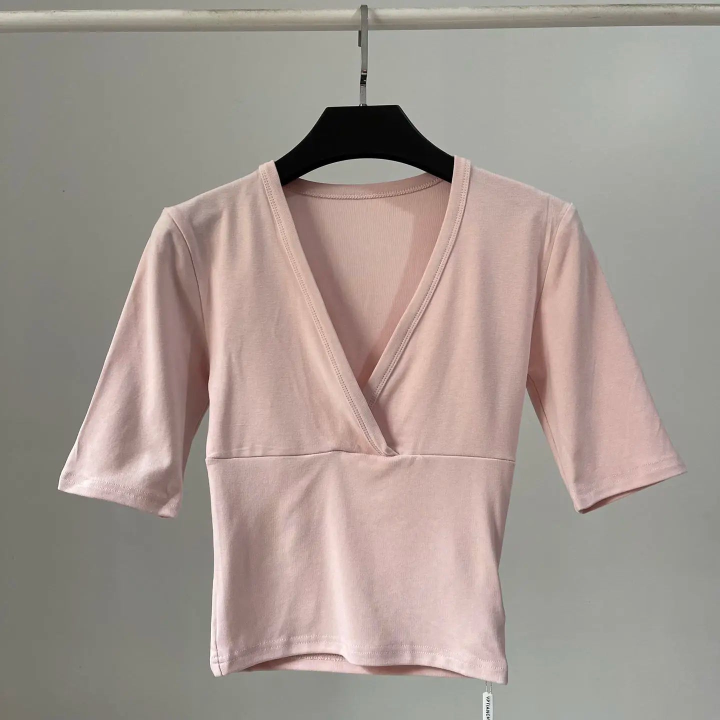 Pink V-neck Slim Crop Tops Women Summer Streetwear Simple Basic Cotton Half Sleeve Tees Sweet Cute Preppy Style T-shirts Y2K
