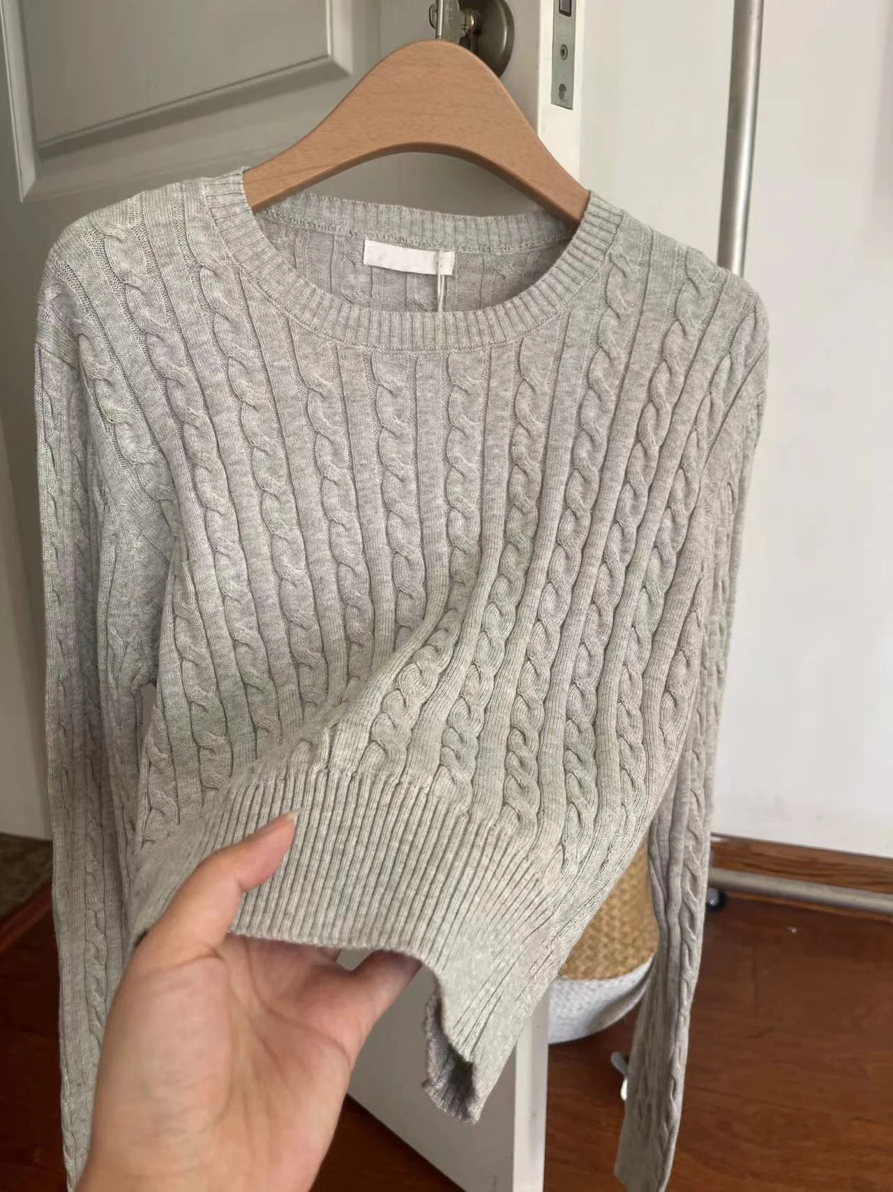 Sweet Solid Twist Knitted Crop Tops Women Autumn Casual Square Neck Slim Long Sleeve Pullover Cute Preppy Style Chic Sweaters