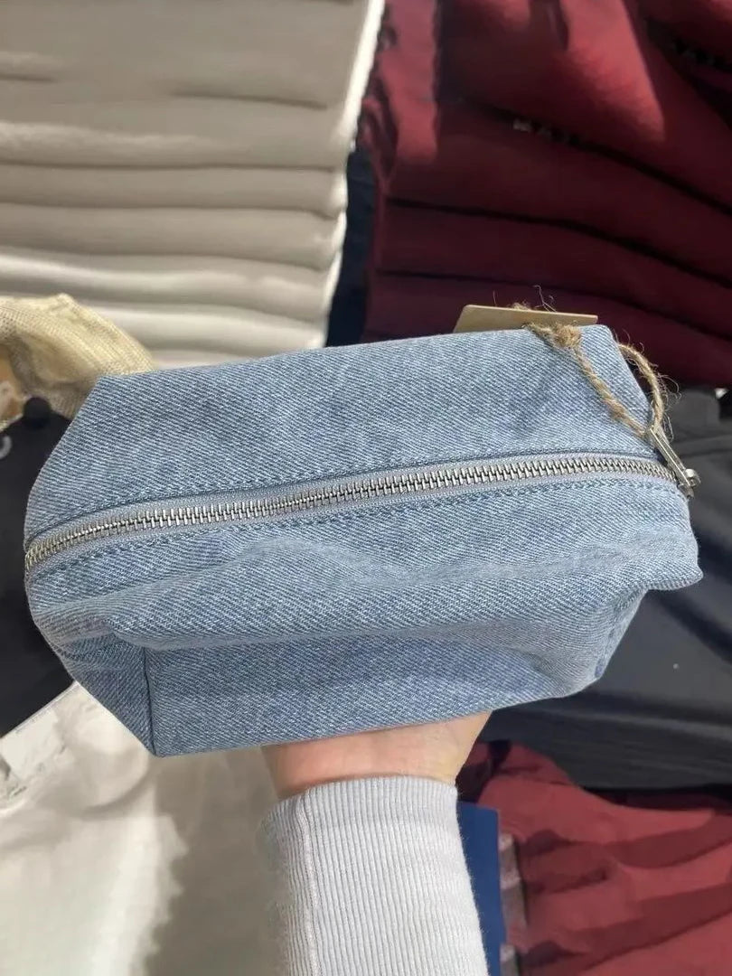 Sweet Little Bear Makeup Bag Women New Simple Zipper Student Pencil Bag Femme Casual Chic Cute High Quality Mini Bags Y2K