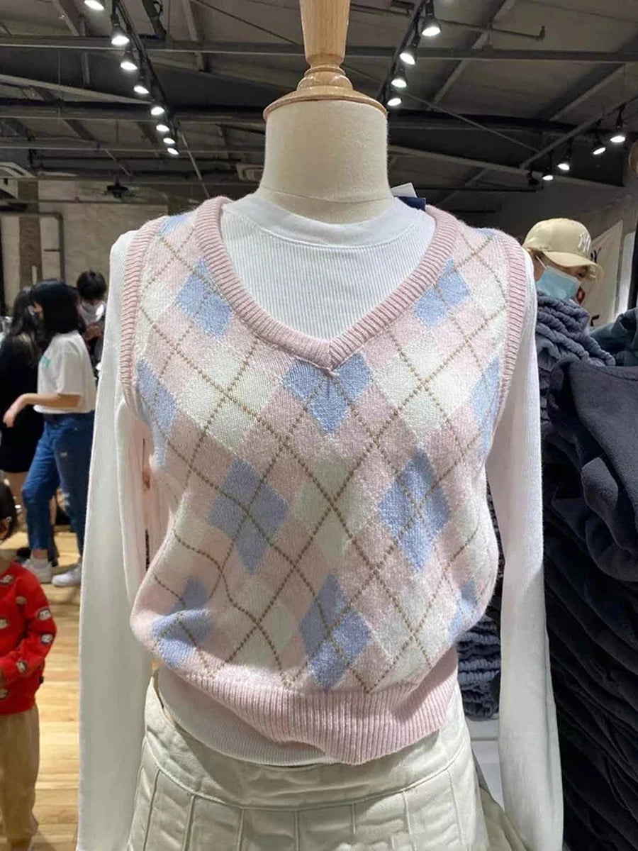 Argyle V-neck Knitted Vests Women Autumn Cotton Soft Casual Sleeveless Pullover Tank Tops Vintage Streetwear Chic Slim Sweaters